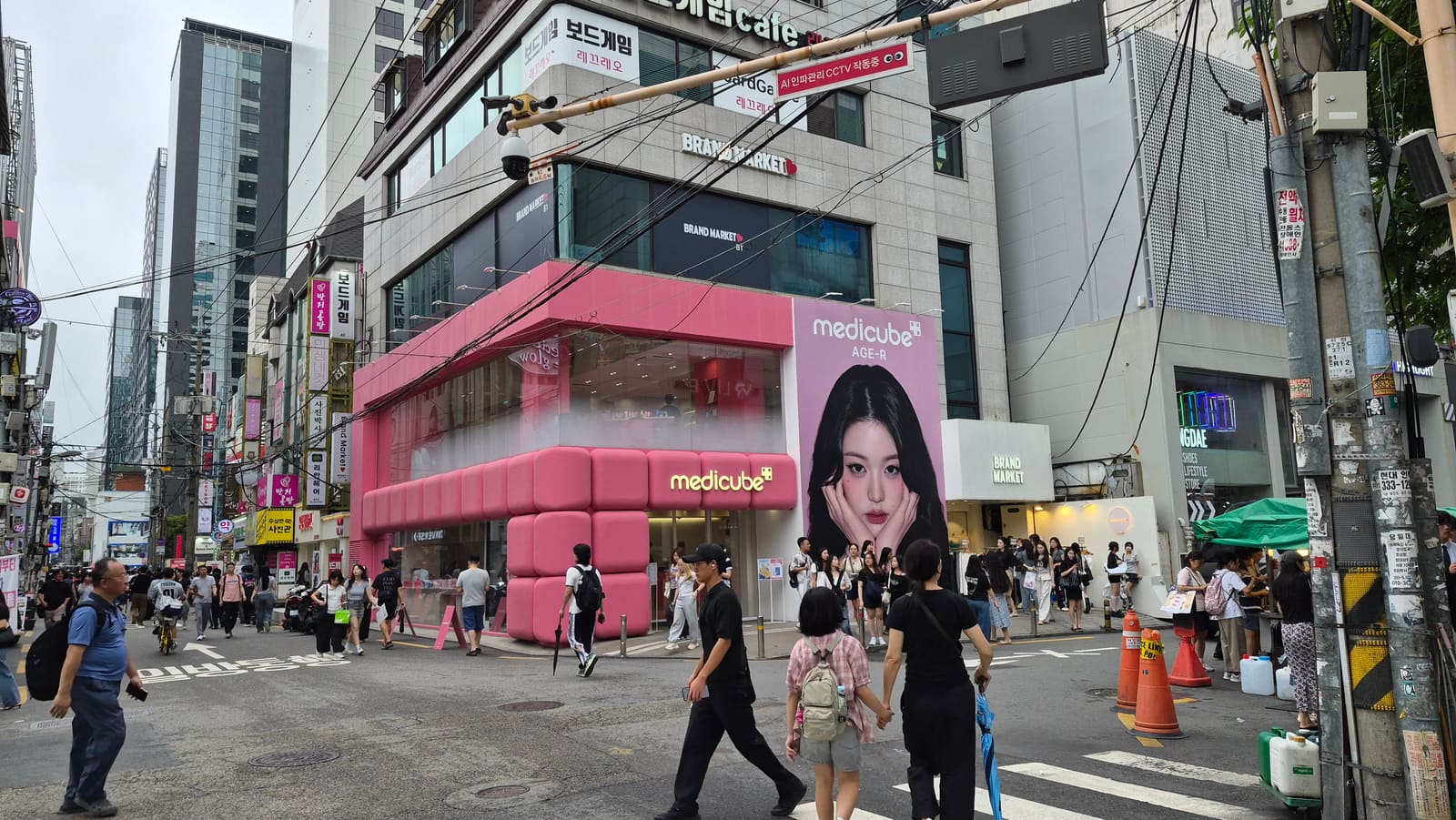 The exterior is doing acquisition work no media buy does as cheaply.